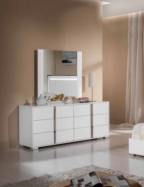 41" White MDF Glass and Veneer Mirror By Homeroots