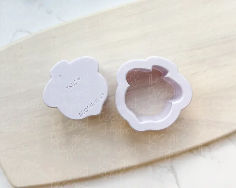 Acorn Frosted Cracker - Cake Pop Maker Set ( Cutter & Pusher)