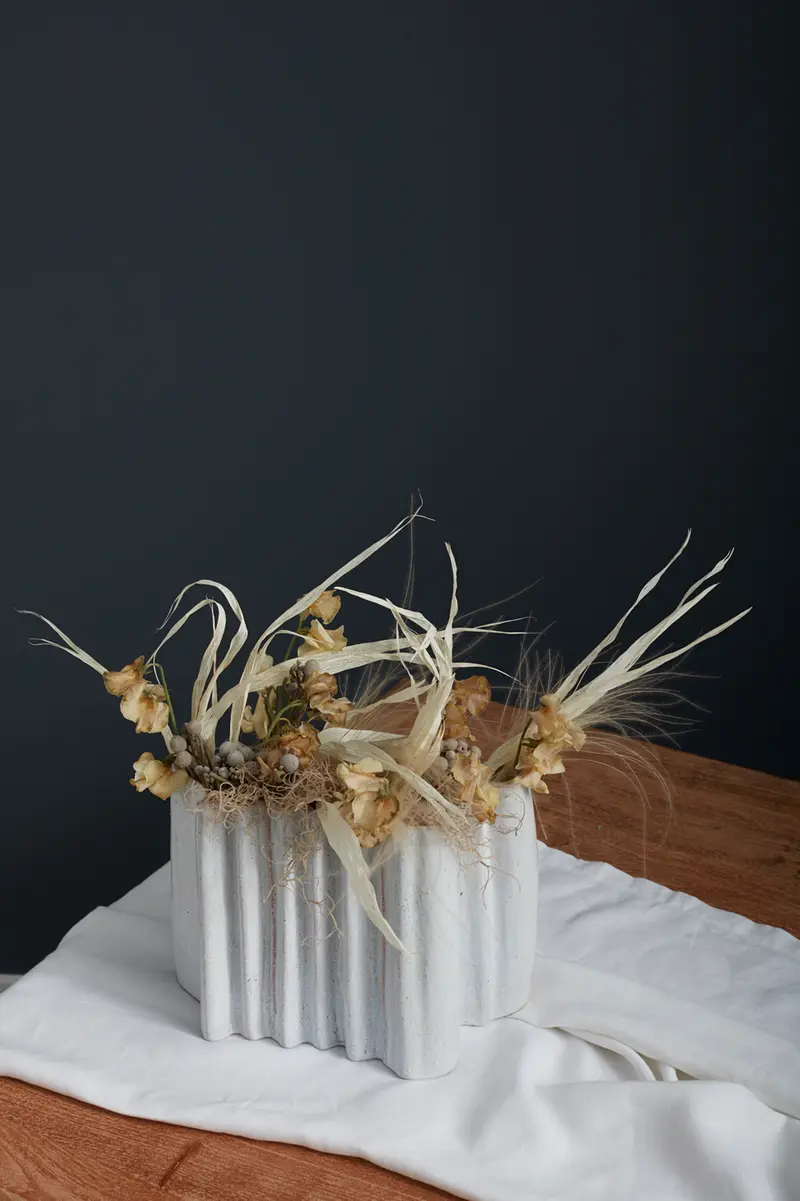 Artemis Vase By Accent Decor