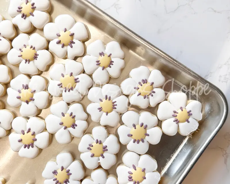 Berry Flower - Cookie Cutter