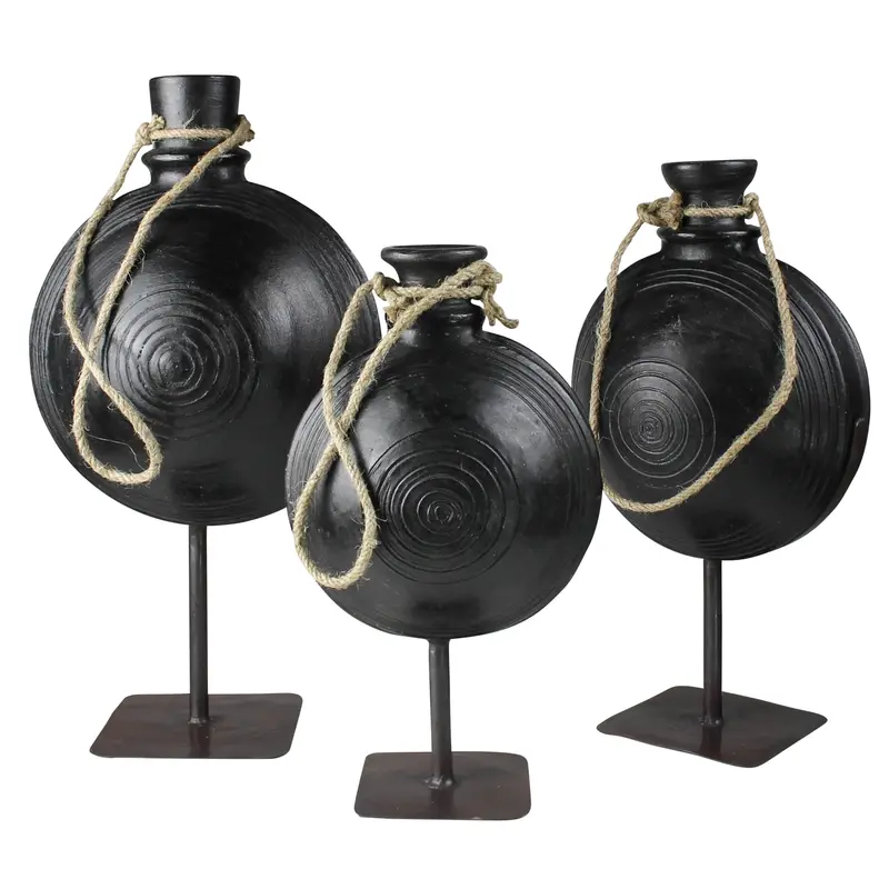 Bola Clay Pot on Stand - Large By HomArt
