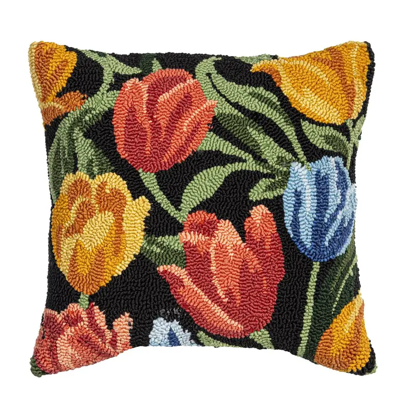 Bold Bloom Tulip Indoor/Outdoor Hooked Pillow 18"x18"