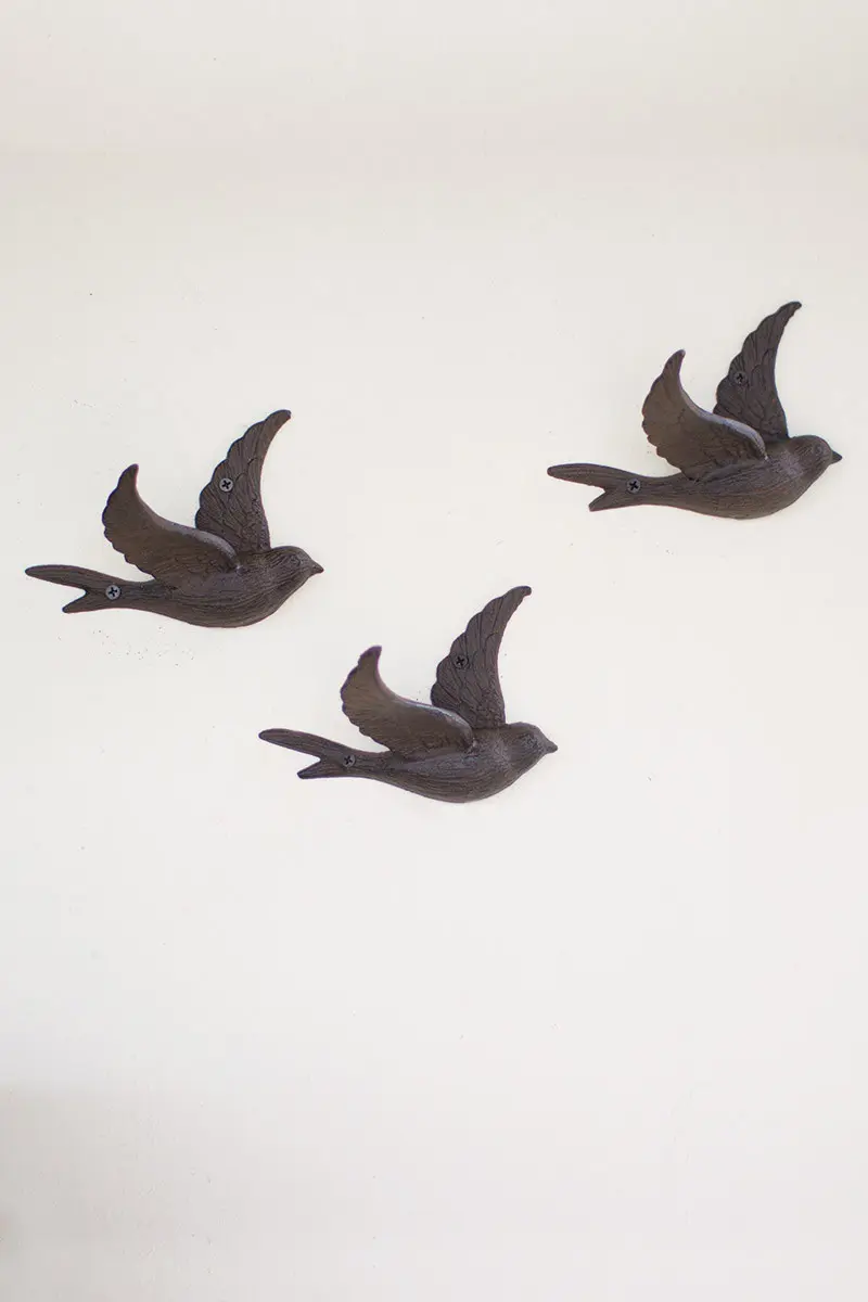 Cast Iron Flying Bird Wall Hook (Min 4) By Kalalou