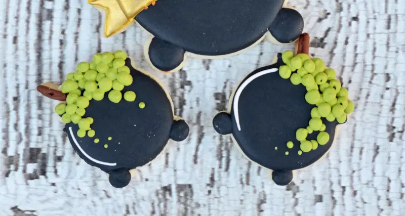 Cauldron V2 - Cookie Cutter