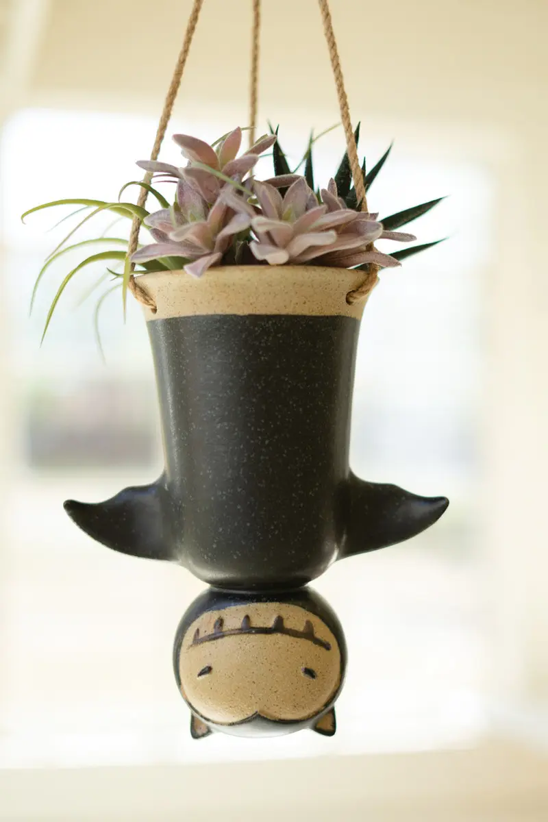 Ceramic Hanging Bat Planter (Min 2) By Kalalou