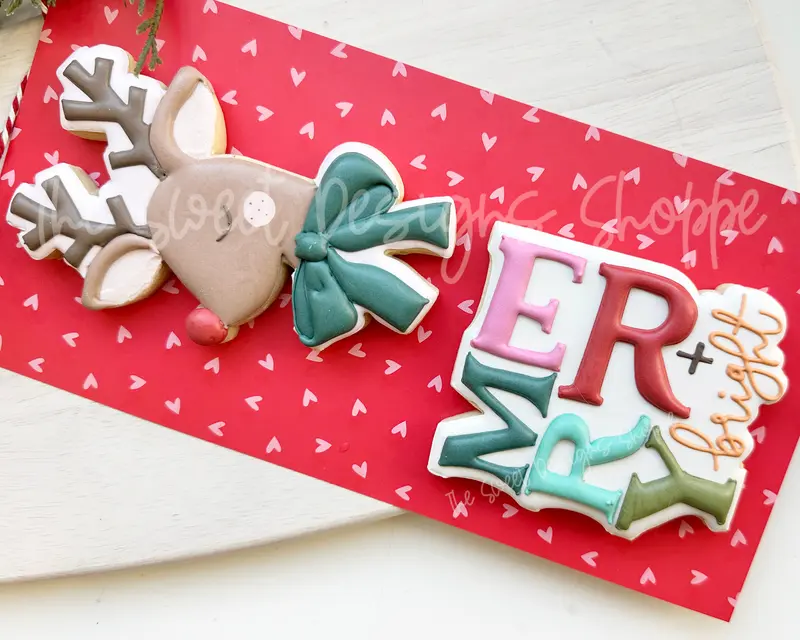 Classic Reindeer Face & Merry Plaque Cookie Cutter Set - Set of 2 - Cookie Cutters