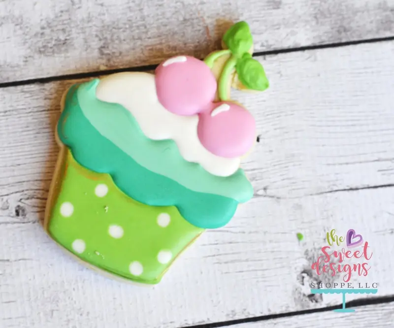 Cupcake with Cherry v2- Cookie Cutter