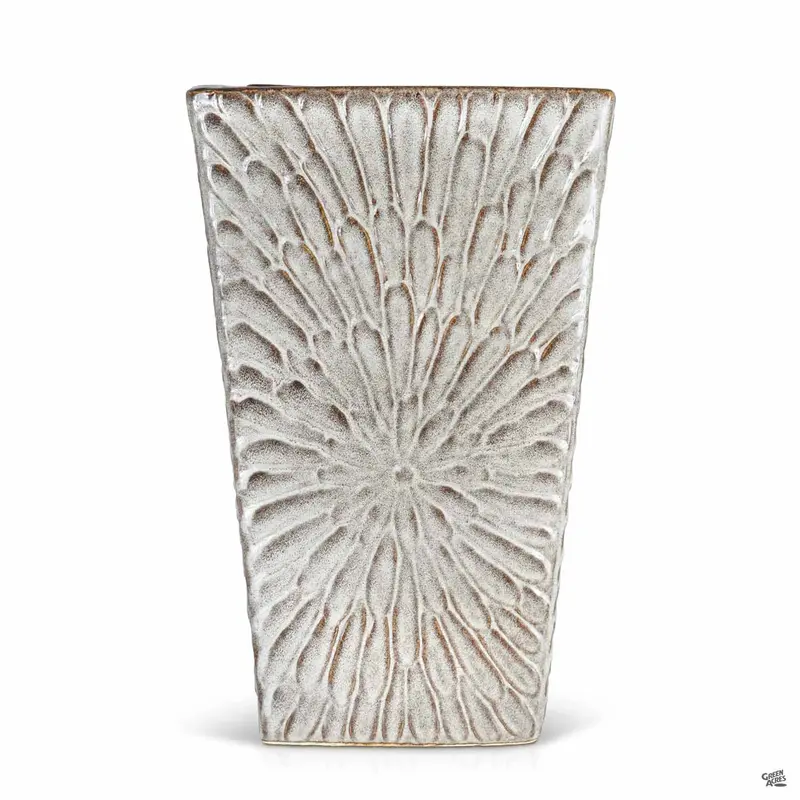 Dahlia Tapered Square Fountain