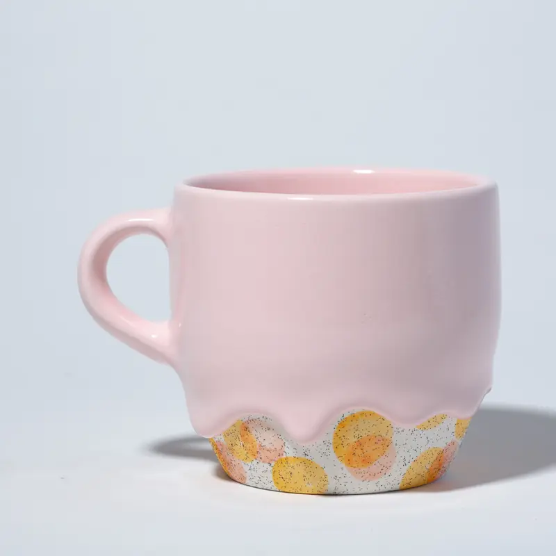 Dotty Belly Mug
