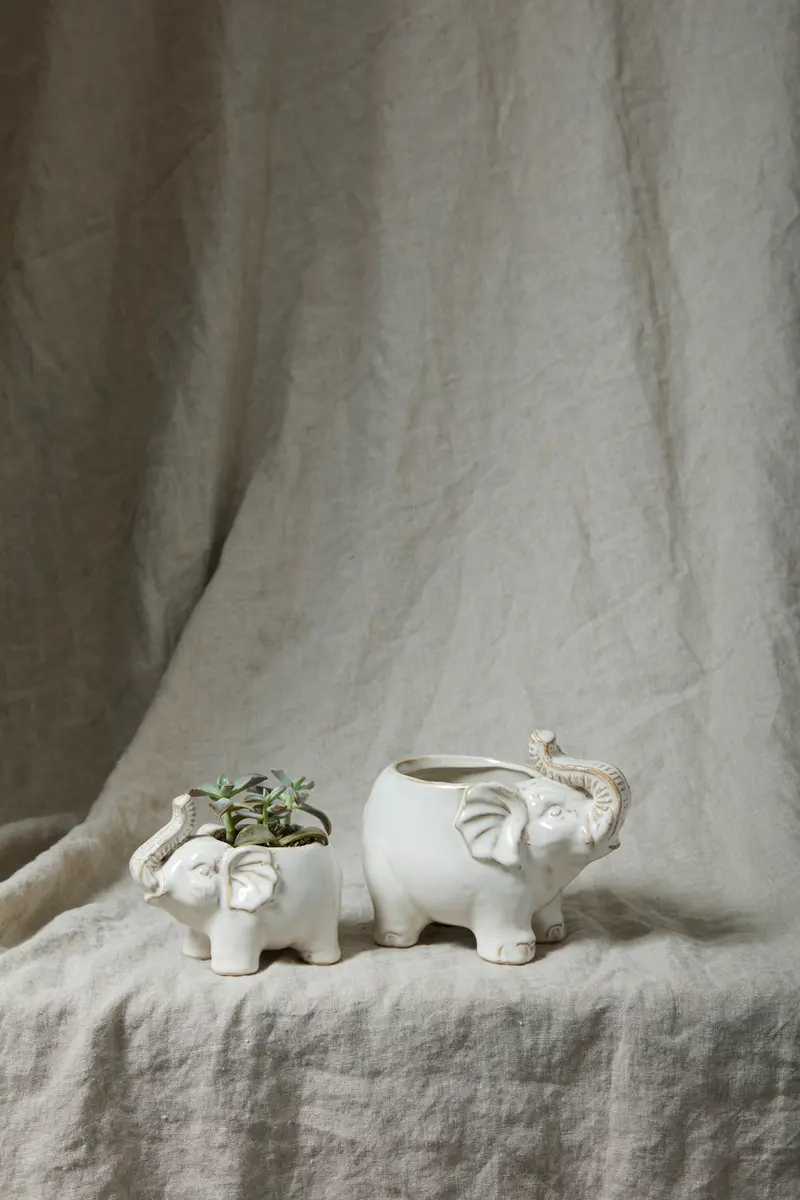 Elephant Pot Set of 8 By Accent Decor