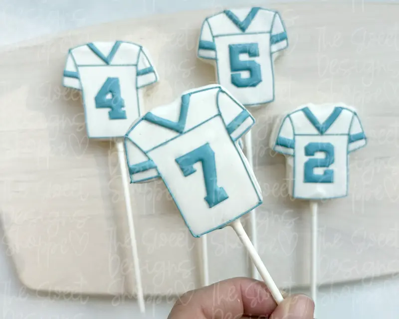 Football Jersey - Cake Pop Maker Set ( Cutter & Pusher)