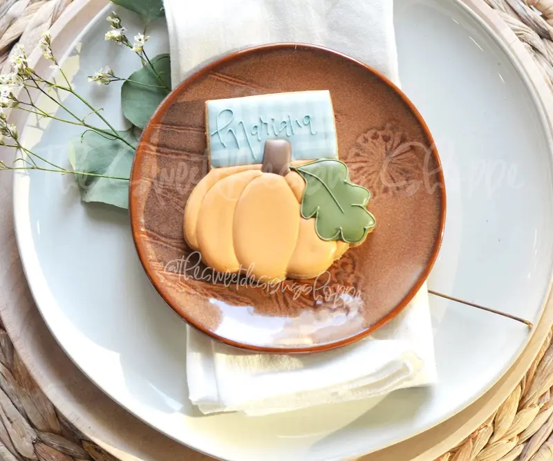Front Pumpkin Place Card - Cookie Cutter