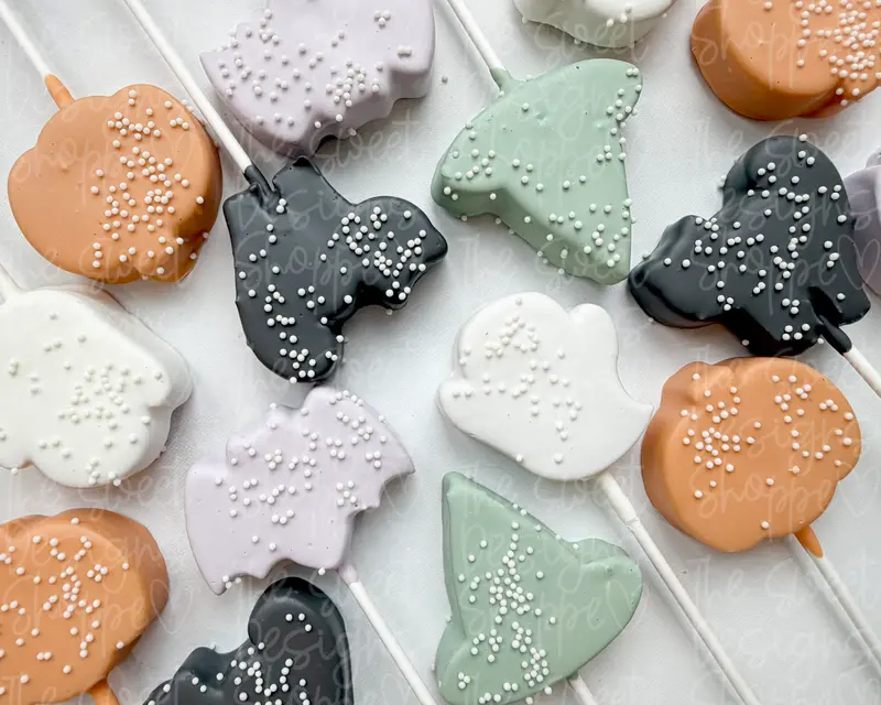 Frosted Halloween Crackers - Cake Pop Makers Set - 5 Designs - (1 Cutter & 1 Pusher per Design)