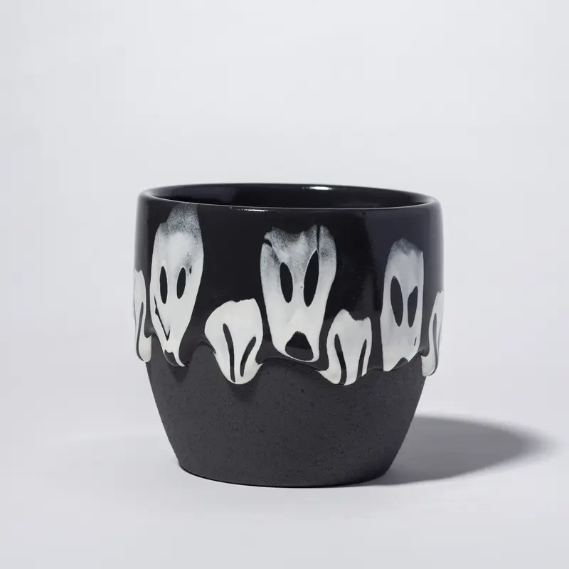 Ghost Belly Pot