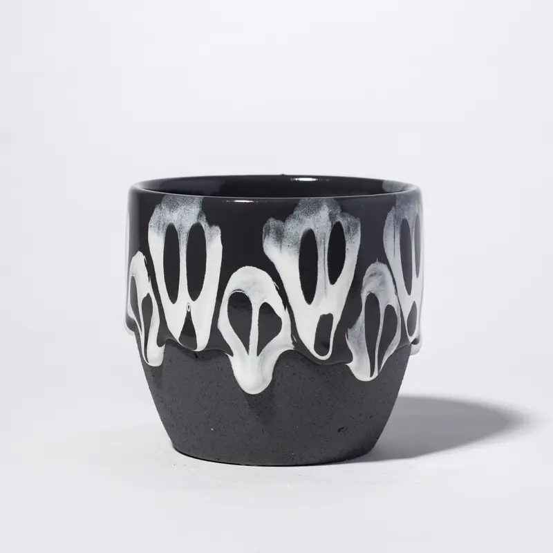 Ghost Belly Pot