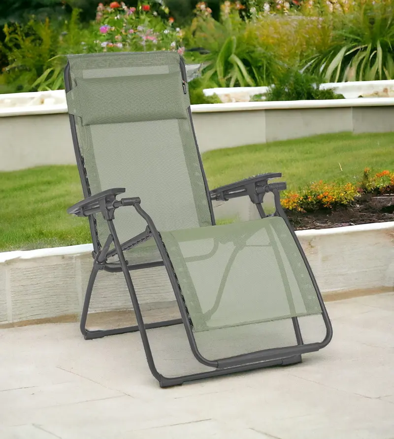 Green Steel Outdoor Zero Gravity Chair with Green Cushion By Homeroots