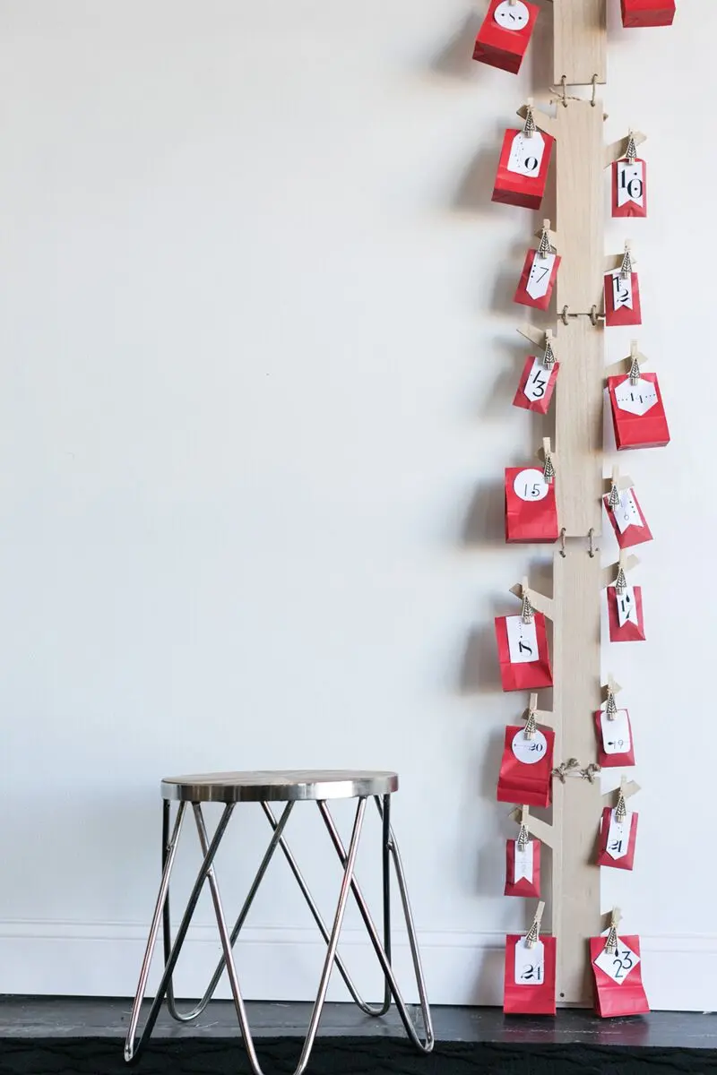 Hanging Wood Branch Set of 4 By Accent Decor
