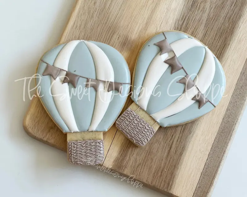Hot Air Balloon with Bunting - Cookie Cutter