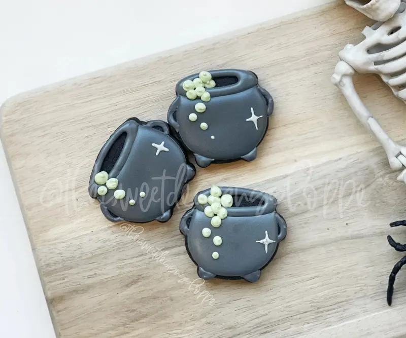 HP Chubby Cauldron - Cookie Cutter