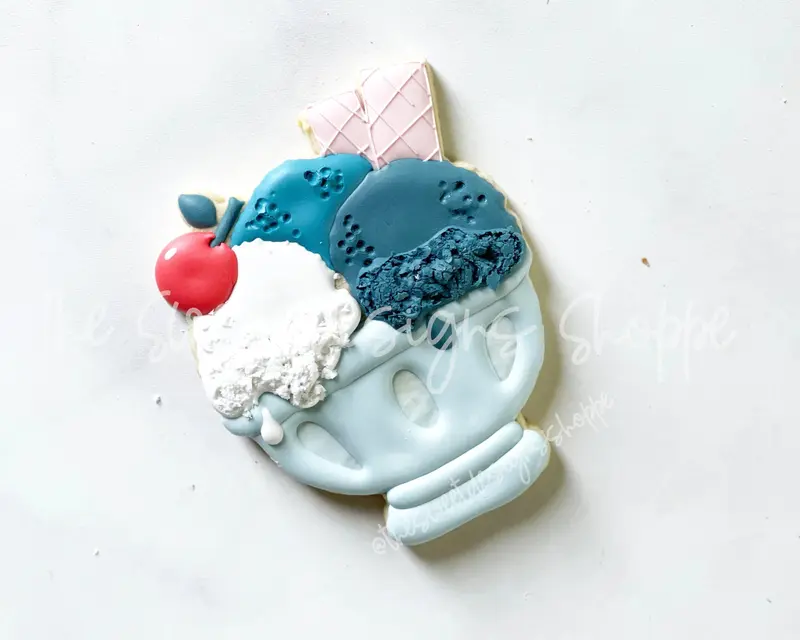 Ice Cream Glass with Cherry - Cookie Cutter