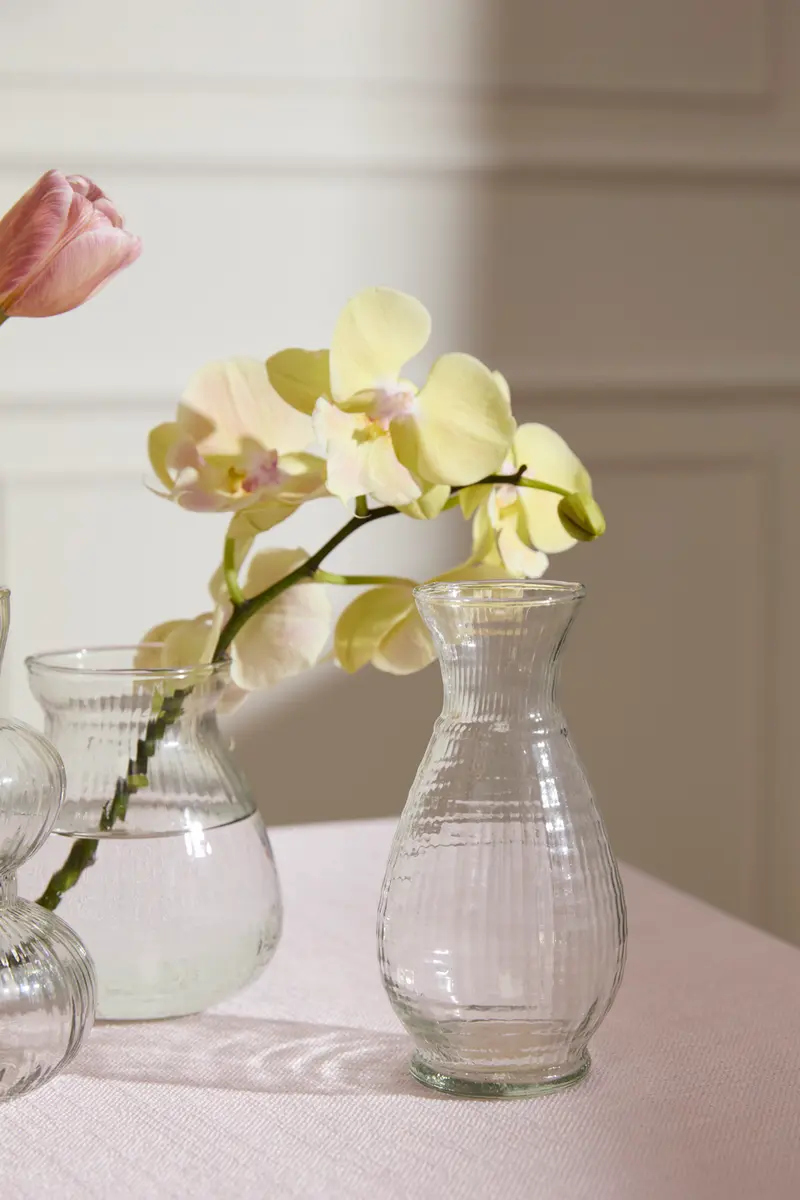 Jaden Budvase Set of 8 By Accent Decor