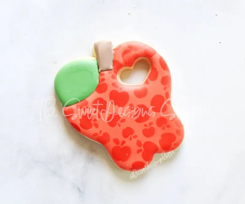 Love Apple with Cutout - Cookie Cutter