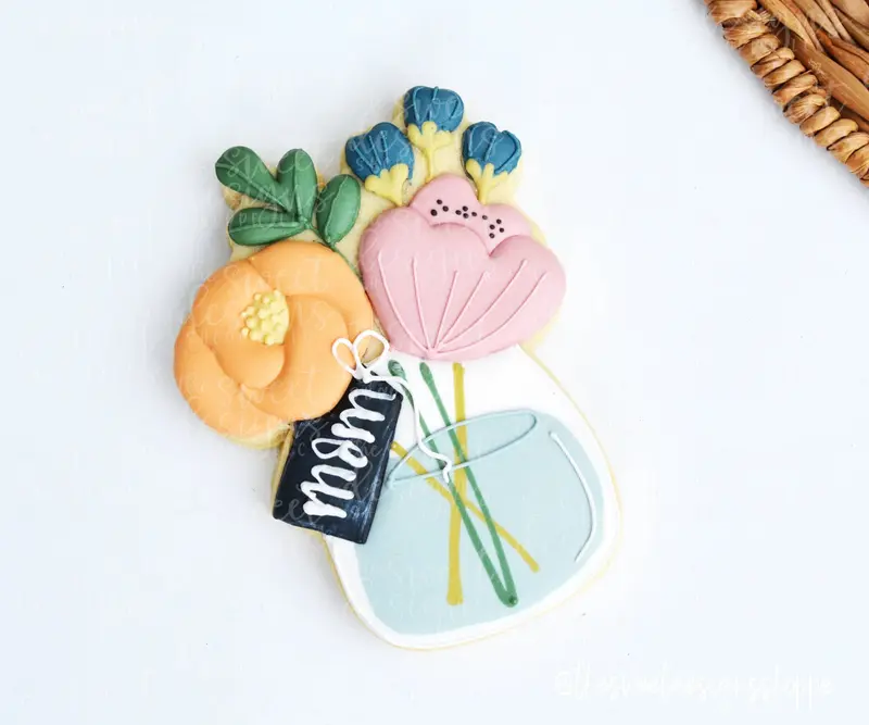 Mom's Bouquet - Cookie Cutter