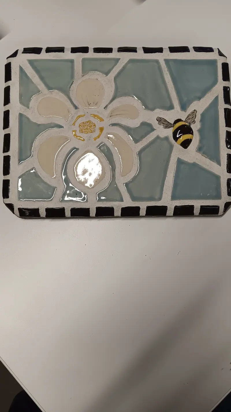 Mosaic Bee Wall Ceramic Wall Decor CC