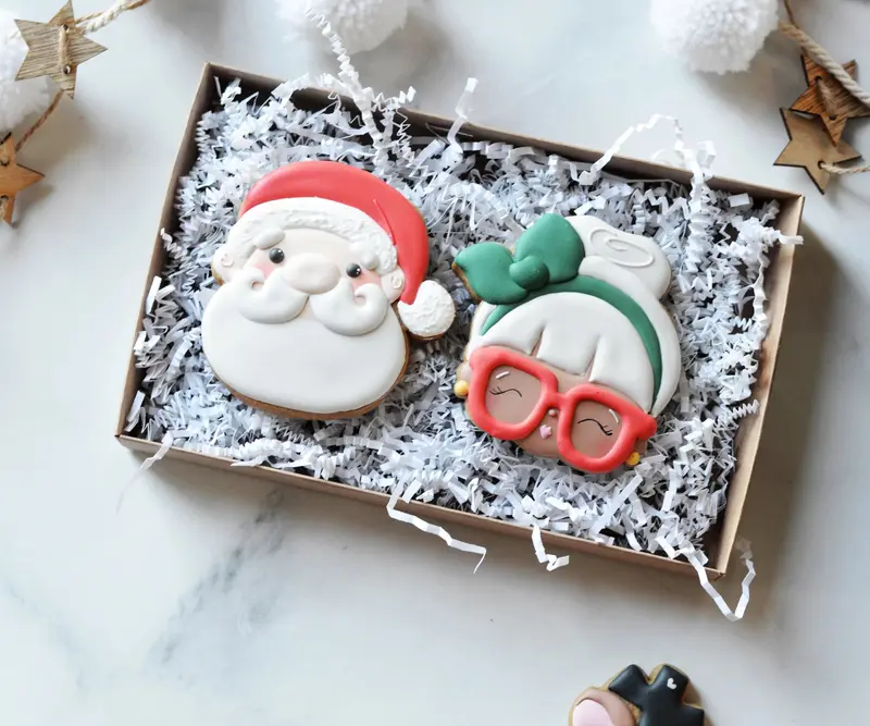Mr. & Mrs. Claus Face Set - 2 Piece Set - Cookie Cutters
