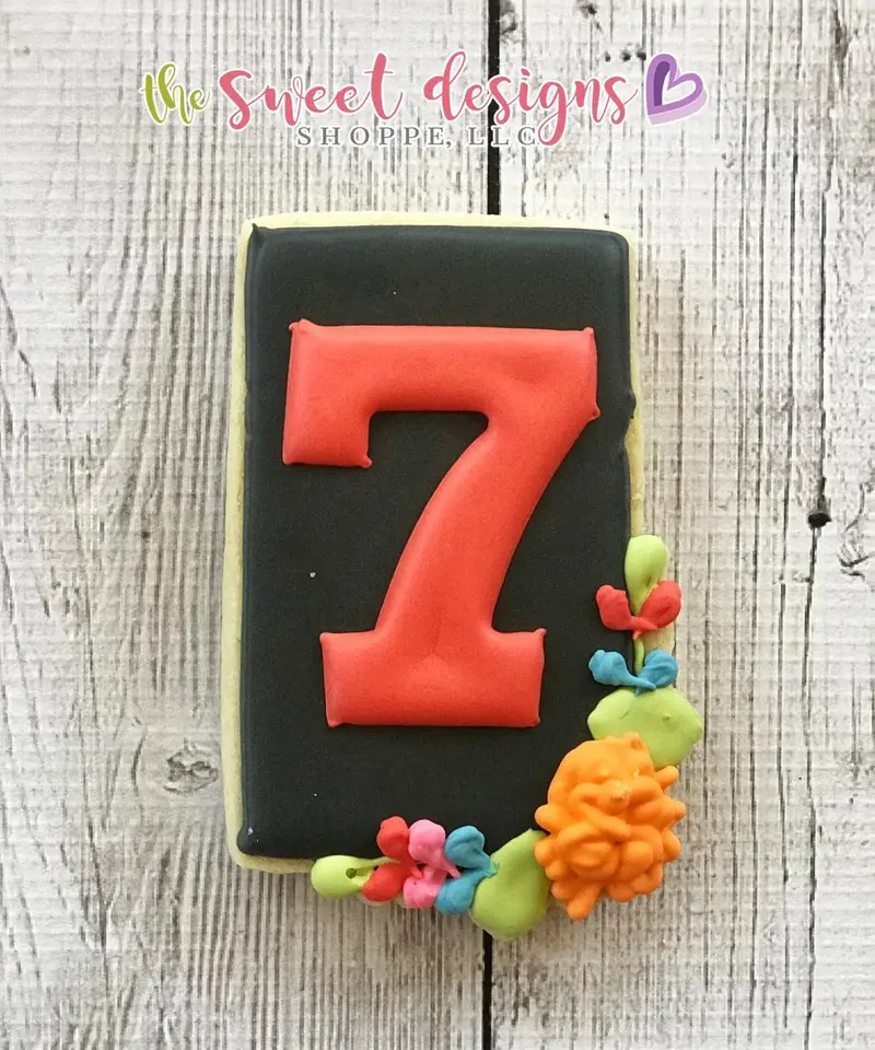 Number Floral Plaque - Cookie Cutter