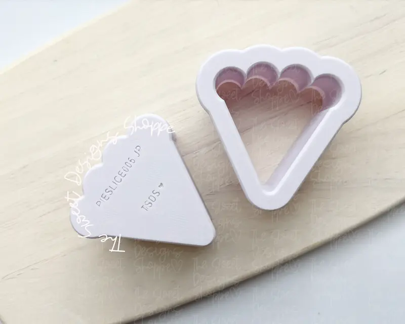 Pie Slice Frosted Cracker - Cake Pop Maker Set ( Cutter & Pusher)