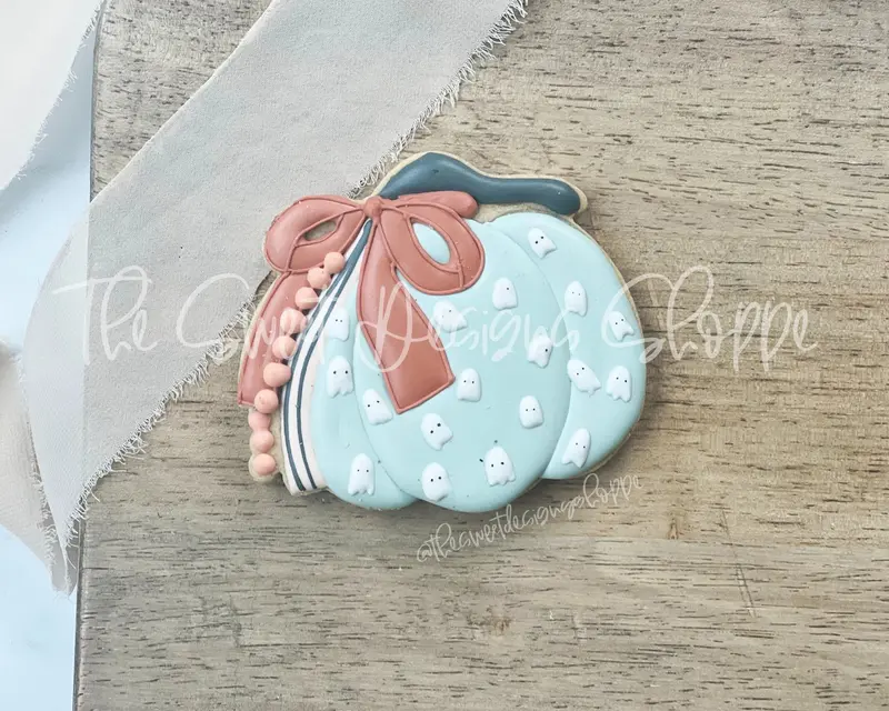 Pumpkin with Pom Pom Ribbon - Cookie Cutter