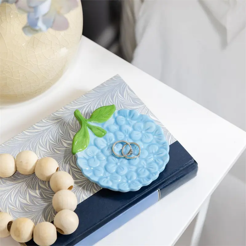 Red, White, & Bloom Trinket Dish, Hydrangea
