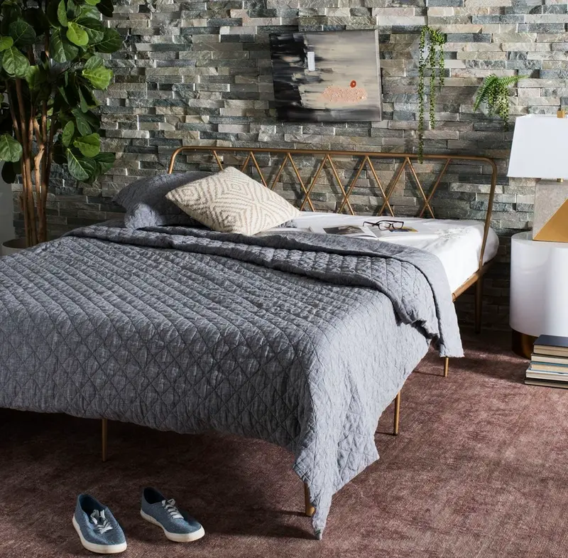 Safavieh Gatsby Bed Full Size - Gold