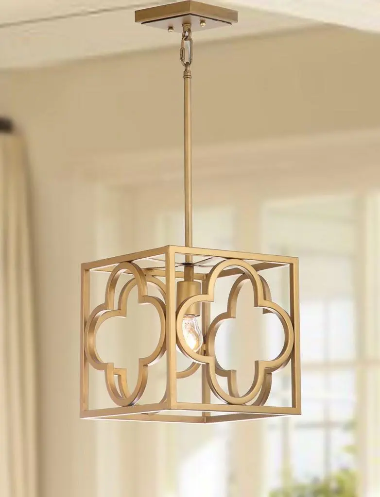 Safavieh Rabia Trellis Pendant - Gold