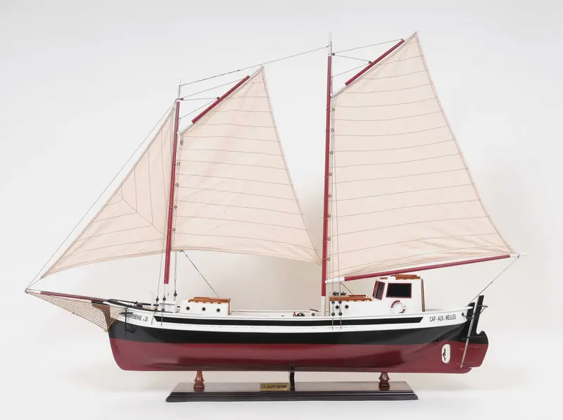 Sailboat Model with Solid Wood Base By Homeroots