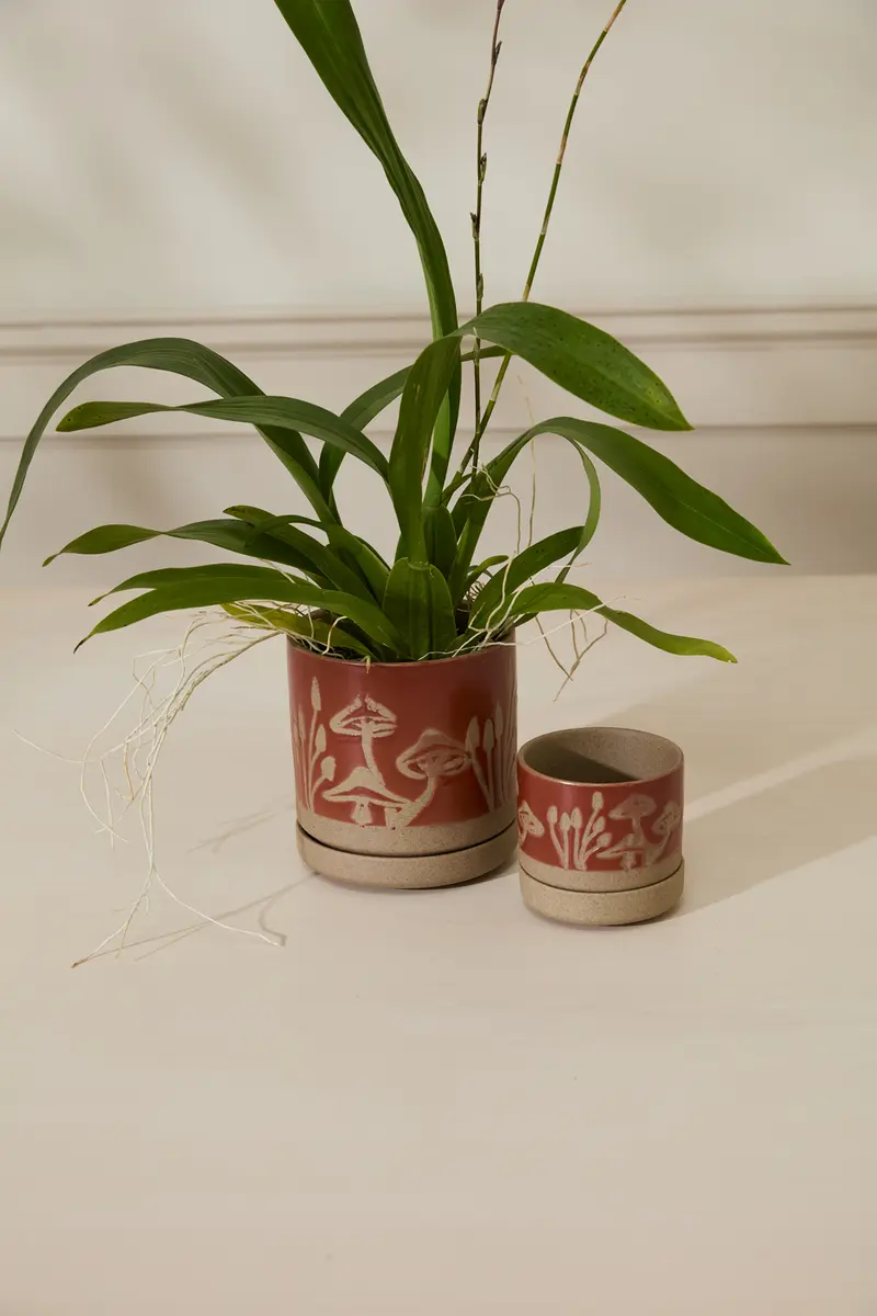 Scavenger Pot Set of 8 By Accent Decor