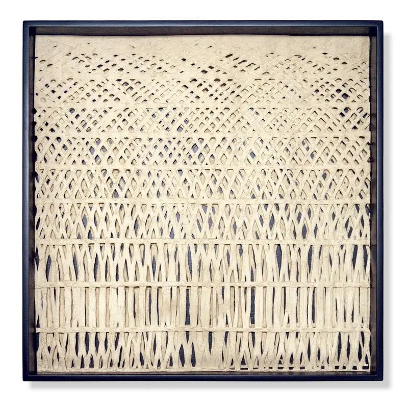 Shadow Box w/ Curva Paper, Satin Black Hardwood By Gold Leaf
