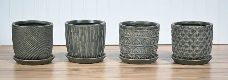 Texture Round Pot w/ Saucer 5.5"