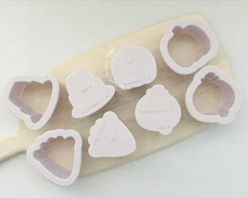 Thanksgiving - Cake Pop Makers Set - 4 Designs - (1 Cutter & 1 Pusher per Design)