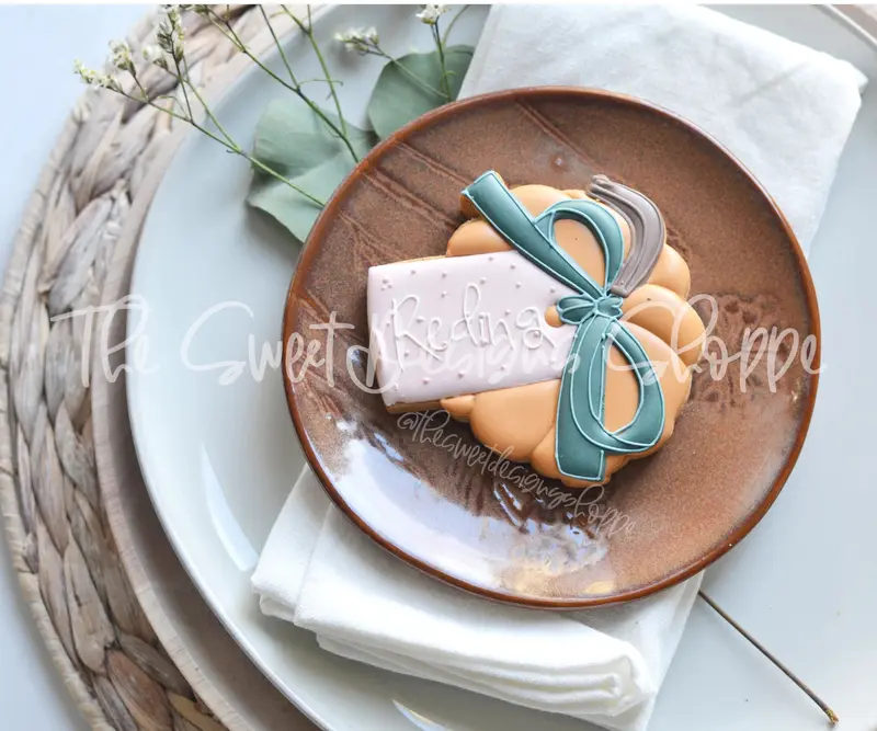 Top Pumpkin Place Cards - Cookie Cutter
