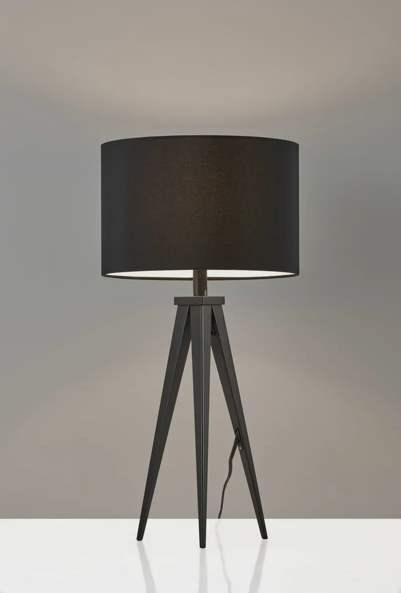 Treble Black Metal Table Lamp By Homeroots