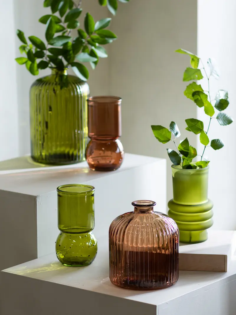 VivaStyle Vase, Green Ribbed Vase, 9"