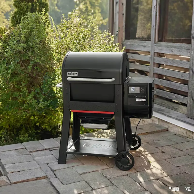 Weber® Searwood® 600 Pellet Grill