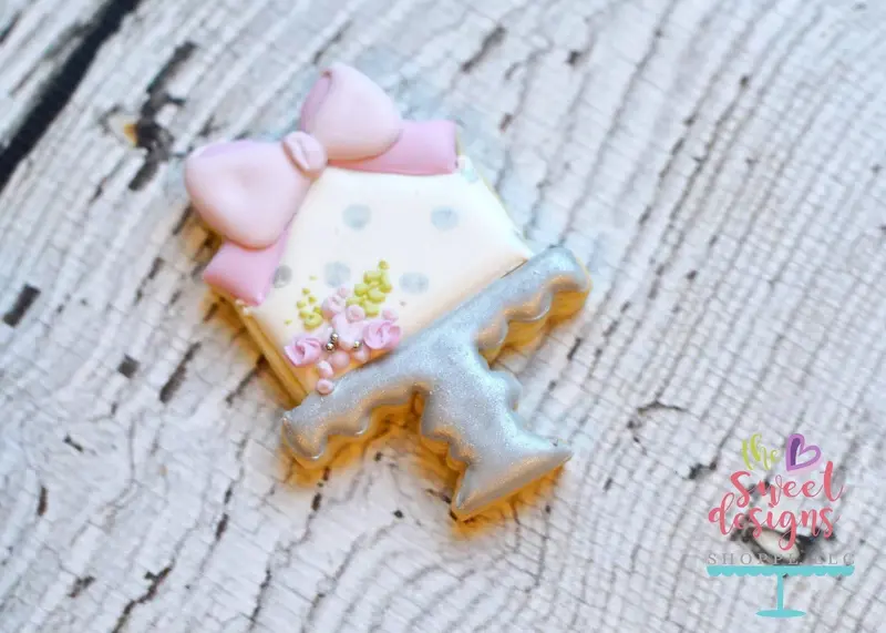 Wedding Cake with Bow - Cookie Cutter