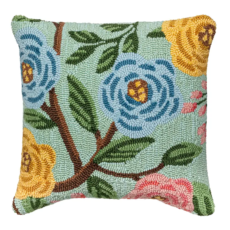 What She Shed Bloom Indoor/Outdoor Hooked Pillow 18"x18"