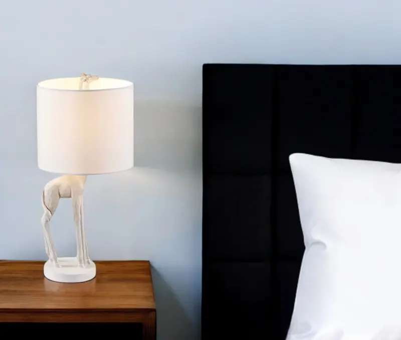 White Textured Giraffe Table Lamp With White Drum Shade By Homeroots