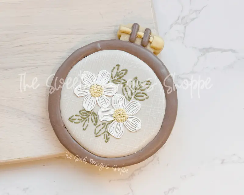 Wooden Embroidery Hoop - Cookie Cutter