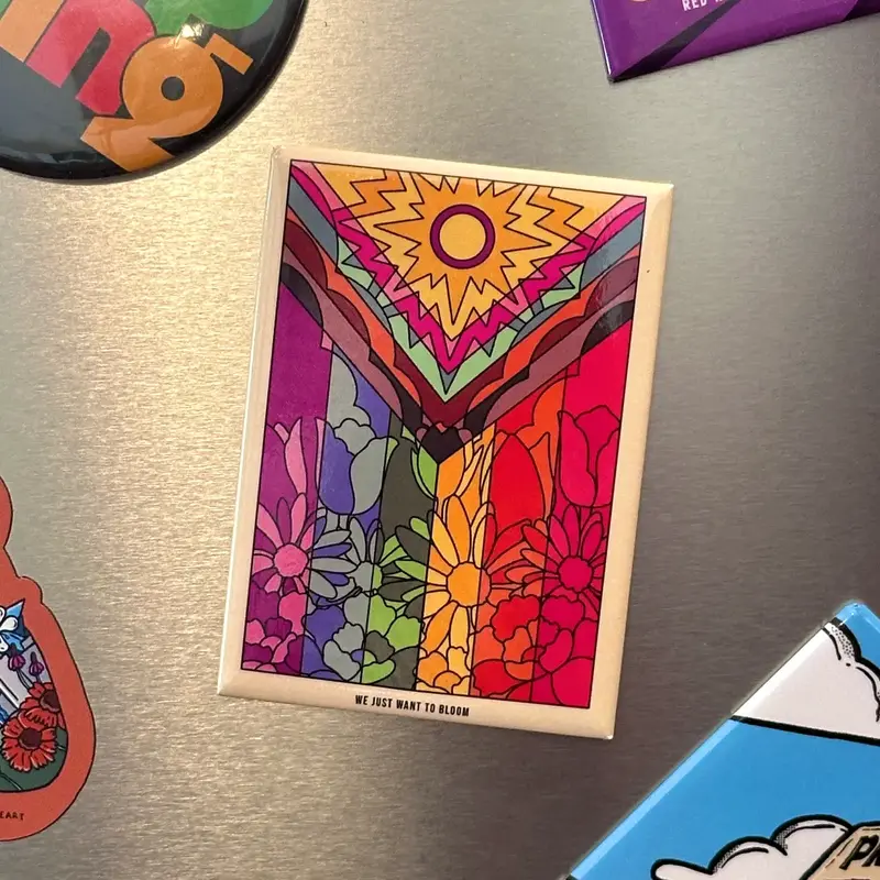 YAMZ World of Color Magnet