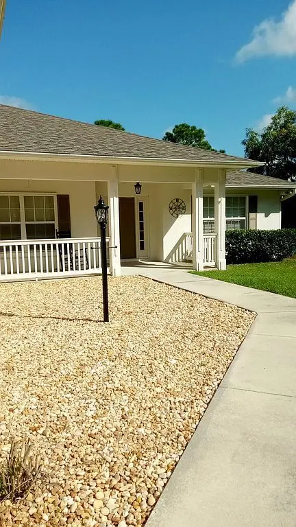 Yellow Limestone 1-1/2"